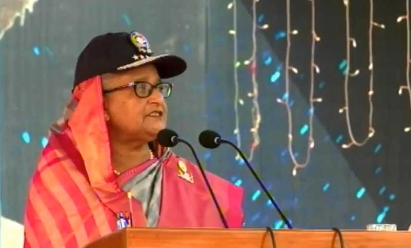 আমাদের পুলিশ এখন ‘জনগণের পুলিশ’: শেখ হাসিনা