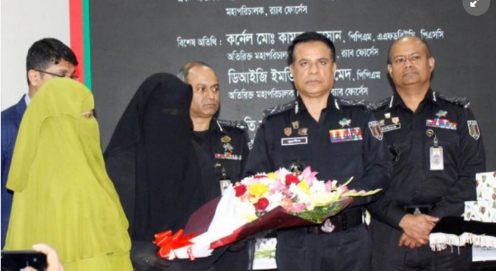 হিজরতের নামে ঘরছাড়া ৯ তরুণ-তরুণীকে পরিবারের কাছে হস্তান্তর