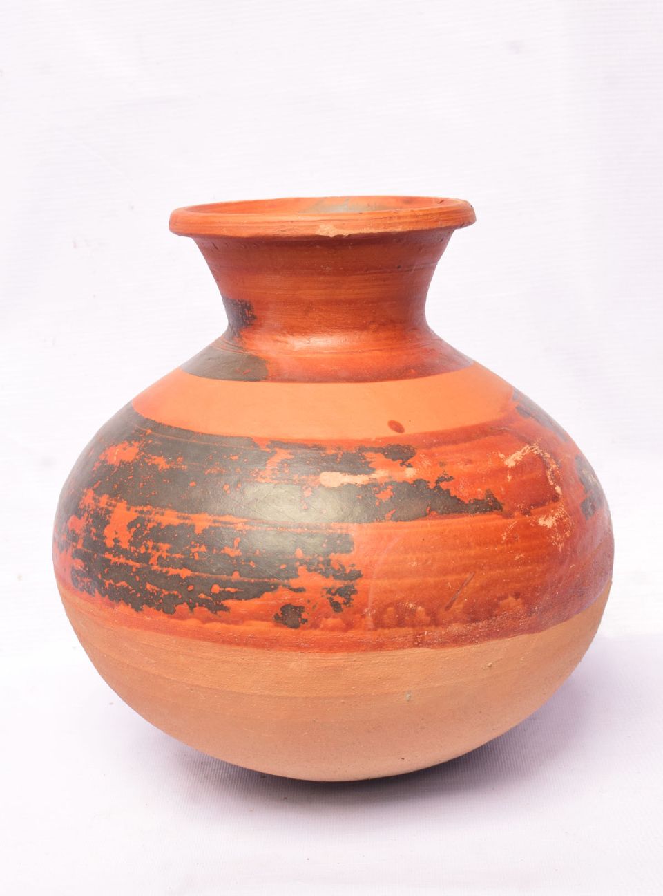 পাঁচ শ্রমিকের মাথায় ঢালা হলো ১০১ কলস পানি