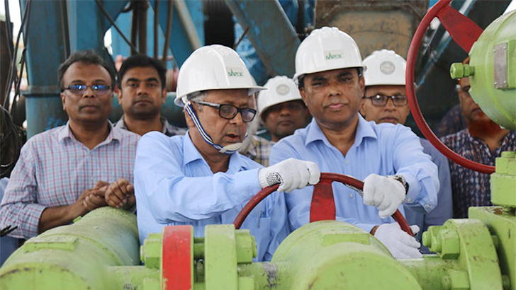 ব্রাহ্মণবাড়িয়ায় পরিত্যক্ত কূপ থেকে জাতীয় গ্রিডে দৈনিক ৮ মিলিয়ন ঘনফুট গ্যাস