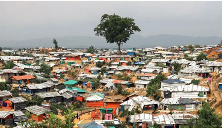 রোহিঙ্গা ক্যাম্পে সন্ত্রাসী দু’গ্রুপের গোলাগুলিতে নিহত ৫