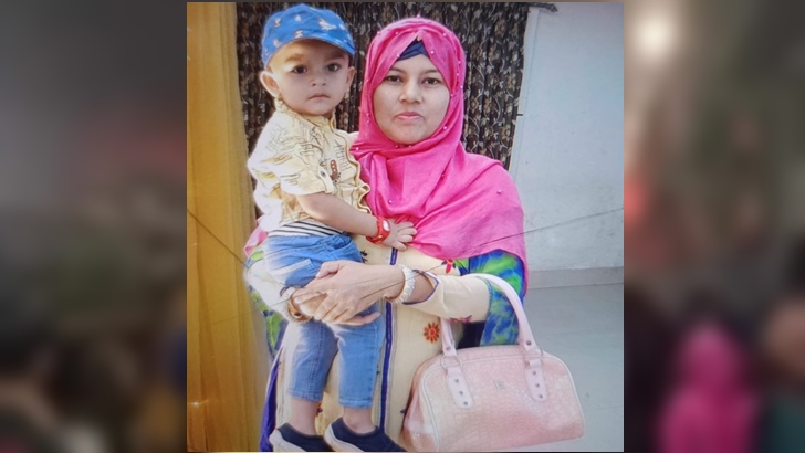 <span style='color:#333;font-size:18px;'>তেজগাঁওয়ে ট্রেনে আগুন</span><br> শিশু ইয়াসিনকে বুকে জড়িয়েই পুড়ে মারা গেলেন পপি