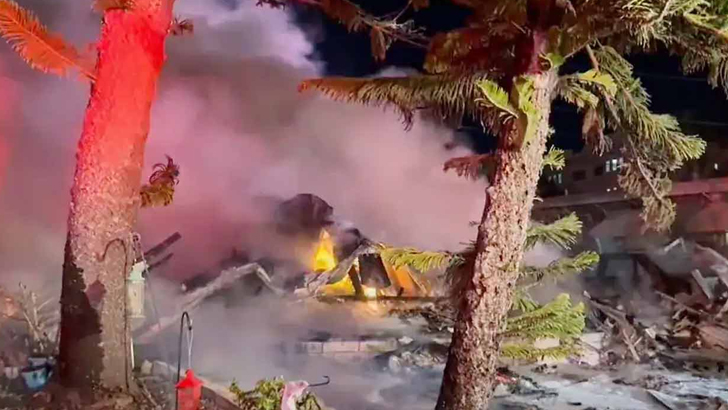ফ্লোরিডায় গভীর রাতে আছড়ে পড়ল বিমান