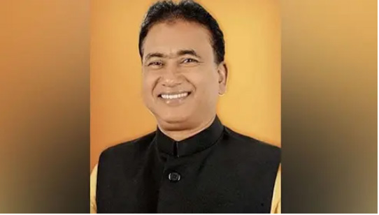 ১০ মিনিটে এমপি আজিমের লাশ টুকরো করে ভরা হয় চার ট্রলি ব্যাগে