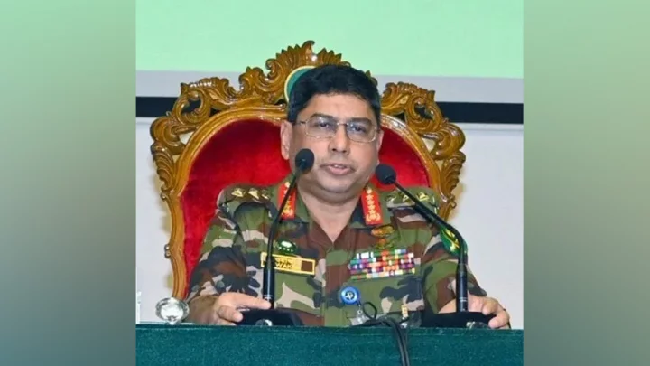 জনগণকে আস্থা রাখার আহ্বান জানালেন সেনাবাহিনীর প্রধান