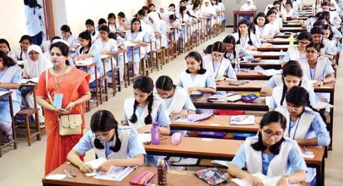 প্রশ্ন পুড়ে যাওয়ায় ১১ আগস্ট হচ্ছে না এইচএসসি পরীক্ষা
