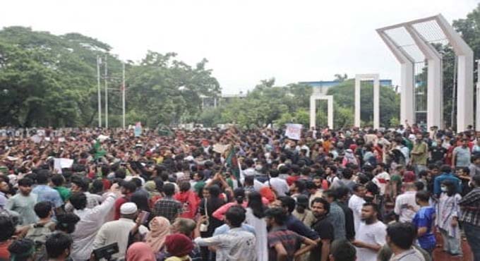সোমবার সমাবেশ, মঙ্গলবার ‘লং মার্চ টু ঢাকা’ ঘোষণা আন্দোলনকারীদের
