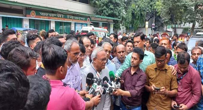 বিএনপিসহ আন্দোলকারী কেউ সংখ্যালঘুদের ওপর হামলা চালাচ্ছে না : রিজভী