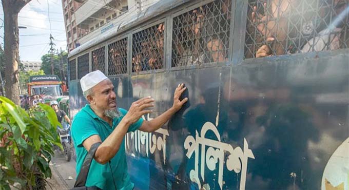 কোটা সংস্কার আন্দোলনে ১৩ দিনে গ্রেফতার প্রায় ১১ হাজার