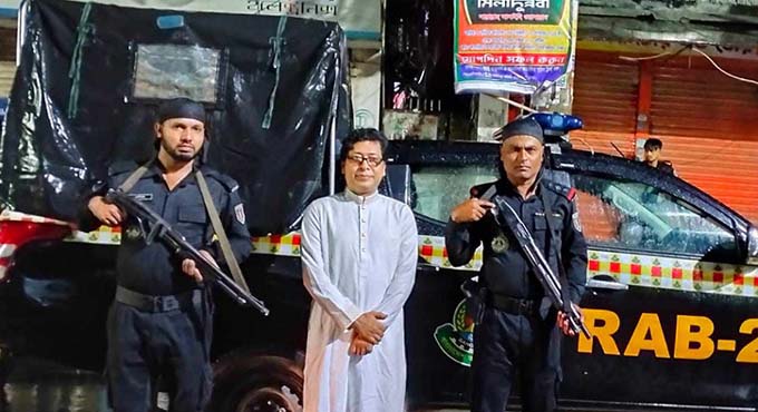সাবেক জনপ্রশাসনমন্ত্রী ফরহাদ হোসেন গ্রেফতার