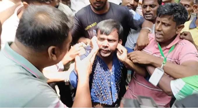 বগুড়ায় আদালত প্রাঙ্গণে হিরো আলমকে মারধর, কান ধরিয়ে উঠ-বস
