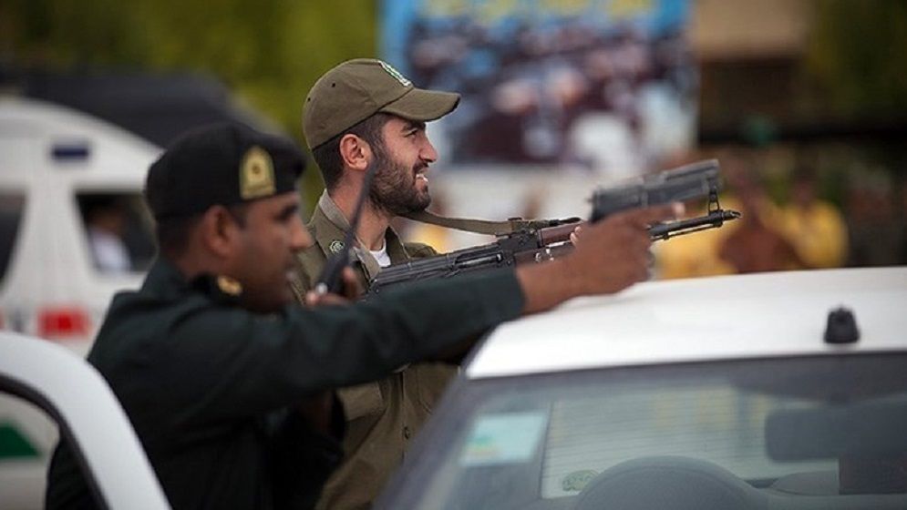 ইরানে বন্দুকধারীর হামলায় নিহত ১০ পুলিশ