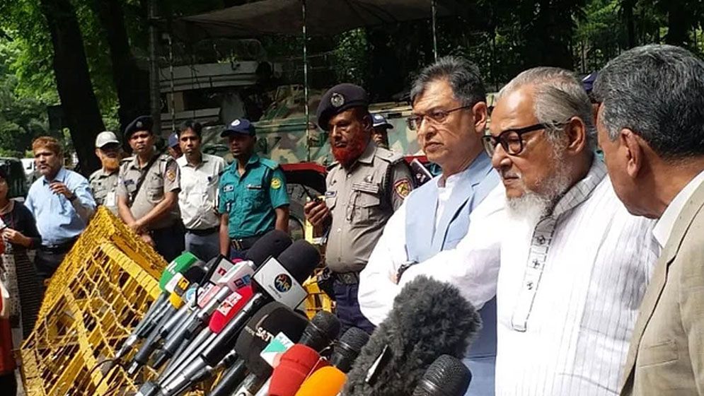 প্রধান উপদেষ্টার সঙ্গে বিএনপির বৈঠক