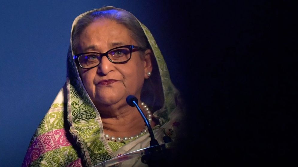 ভারত ছাড়তে হচ্ছে শেখ হাসিনাকে!