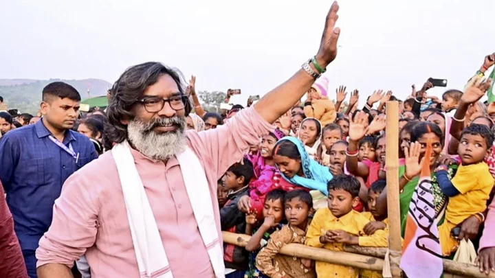 কাজে এলো না ‘বাংলাদেশি ইস্যু’, ঝাড়খণ্ডে বিজেপির ভরাডুবি