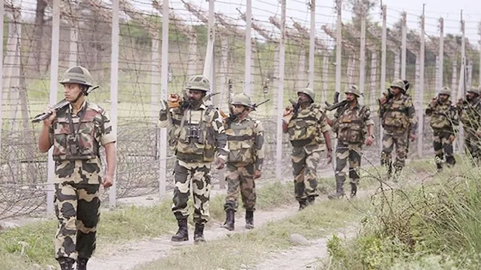 বাংলাদেশ সীমান্তে ‘অপস অ্যালার্ট’ মহড়া শুরু করলো বিএসএফ