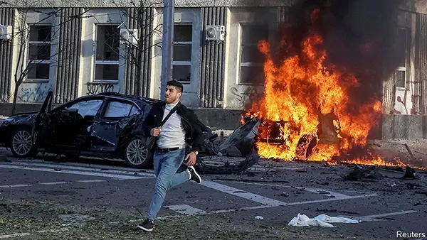 ইউক্রেনে রাশিয়ার বৃহৎ ড্রোন হামলা