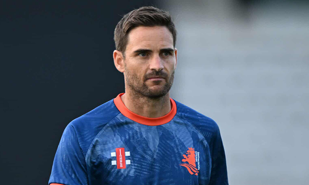 সিলেটে এসে হারিয়ে গেছেন নেদারল্যান্ডসের প্রধান কোচ!