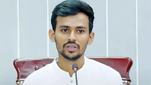 জাতীয় পার্টির ভেতর দিয়ে আওয়ামী লীগকে ফেরানোর চেষ্টা চলছে: উপদেষ্টা আসিফ