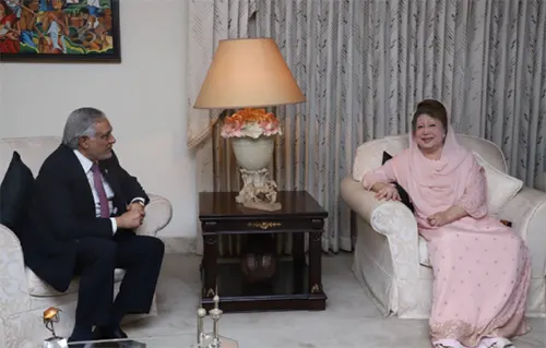 খালেদা জিয়ার সঙ্গে পাকিস্তানের পররাষ্ট্রমন্ত্রীর সাক্ষাৎ