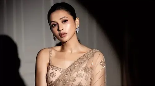 দিল্লিতে ইডি দপ্তরে হাজিরা দিলেন মিমি চক্রবর্তী