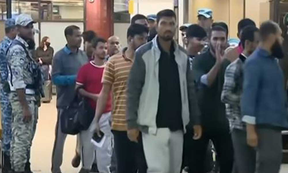 যুক্তরাষ্ট্র থেকে দেশে ফিরলেন আরো ৩০ বাংলাদেশি