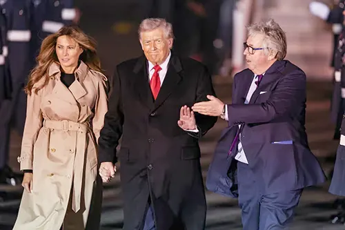 ঐতিহাসিক যুক্তরাজ্য সফরে ট্রাম্প