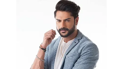 ধর্ষণের অভিযোগে আশিস কাপুর গ্রেপ্তার