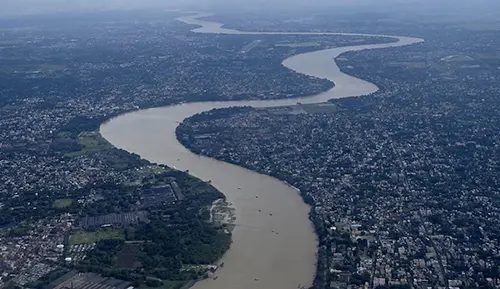 <span style='color:#333;font-size:18px;'>দ্য স্টেটসম্যানের নিবন্ধ</span><br> যেকোনো সময়ের চেয়ে দ্রুত শুকিয়ে যাচ্ছে গঙ্গা