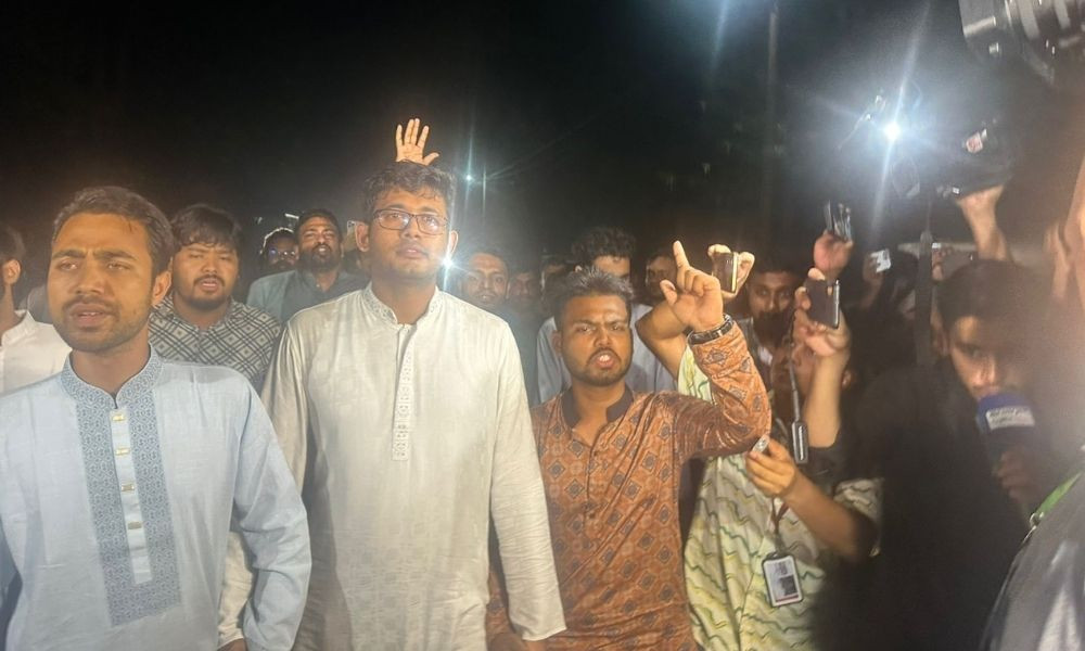 জাকসু ভোট বর্জনের পর পুনর্নির্বাচনের দাবিতে ছাত্রদলের মিছিল