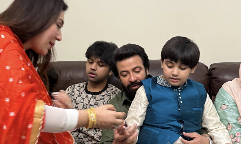 ফের শাকিবের বাড়িতে অপু বিশ্বাস