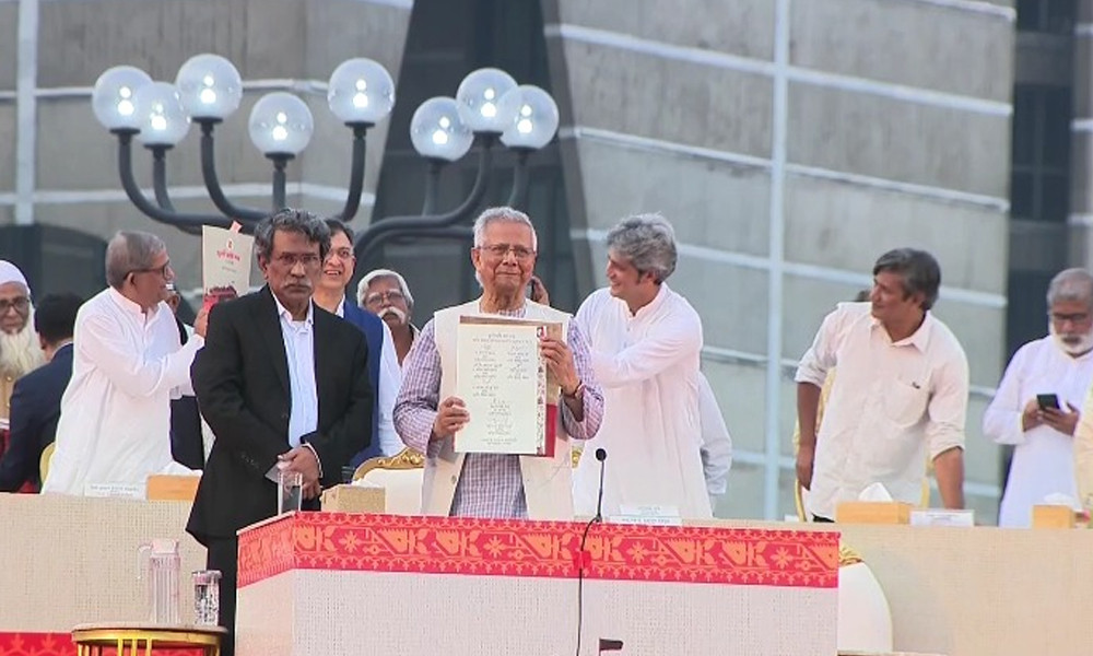 জুলাই সনদে স্বাক্ষর করল রাজনৈতিক দলগুলো