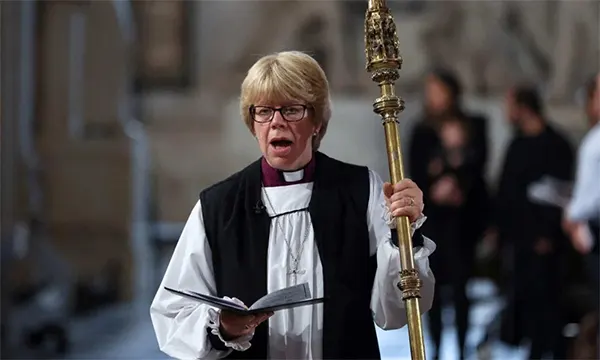 ইতিহাসে প্রথমবার নারীপ্রধান পেল চার্চ অব ইংল্যান্ড