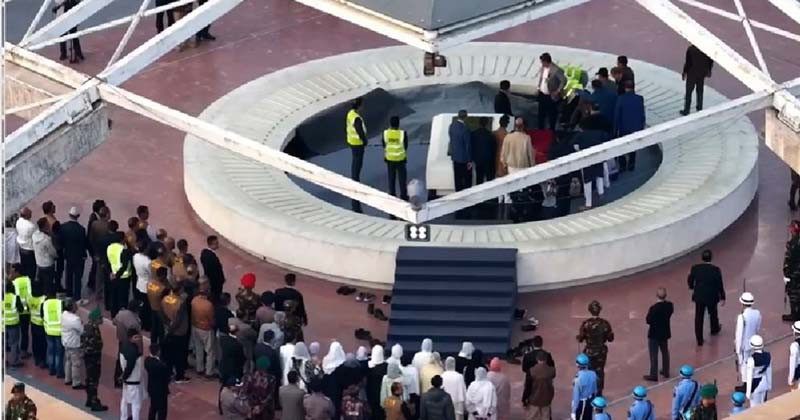 শহীদ প্রেসিডেন্ট জিয়াউর রহমানের পাশে চির নিদ্রায় শায়িত হলেন খালেদা জিয়া