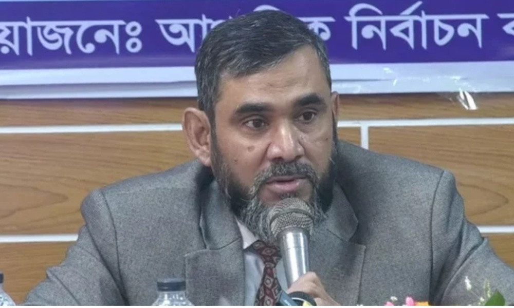 নির্বাচন হবেই, এ নিয়ে কোনো আশঙ্কা নেই : ইসি সানাউল্লাহ