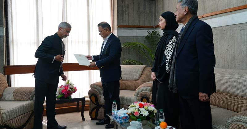তারেক রহমানের হাতে ভারতের শোকবার্তা তুলে দিলেন এস জয়শঙ্কর