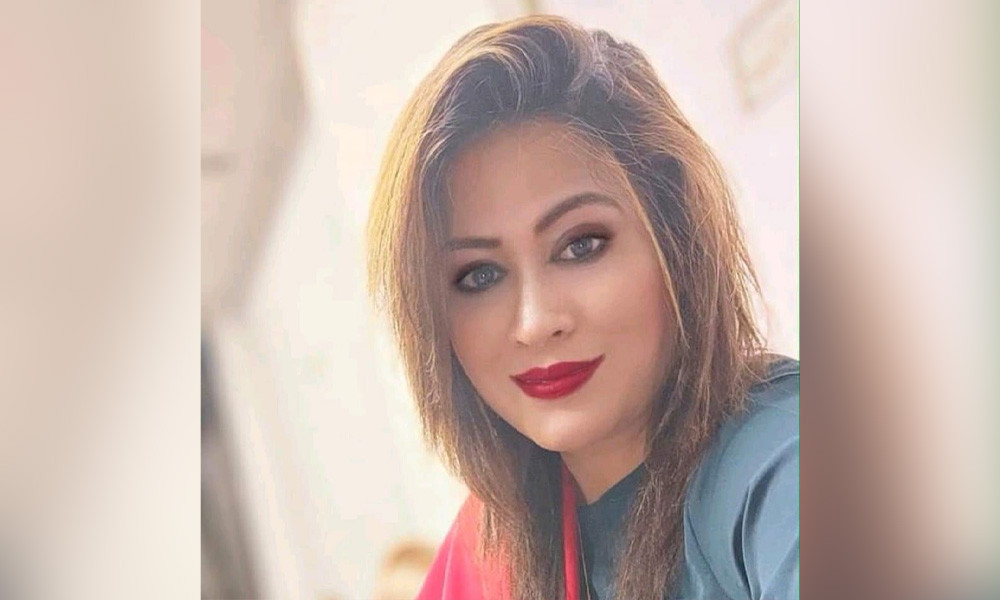 যশোরের মহিলা লীগের আলোচিত নেত্রী মহুয়া আটক