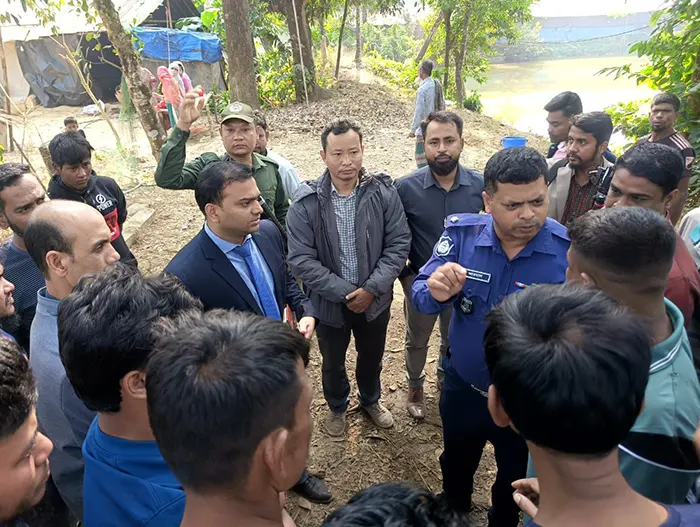 রাঙ্গুনিয়ায় বসতঘরে আগুনে পুড়ে দাদি-নাতনির মৃত্যু