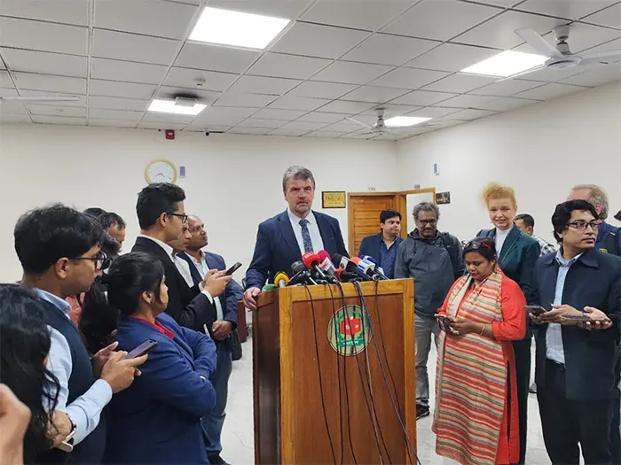 নির্বাচনী প্রক্রিয়ায় বিশ্বাসযোগ্যতায় নজর দেবে ইইউ