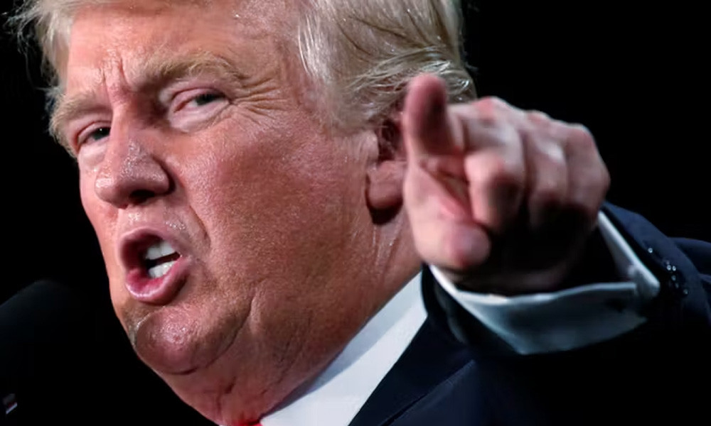 ইরানে বিক্ষোভ নিয়ে ট্রাম্পের কড়া হুঁশিয়ারি