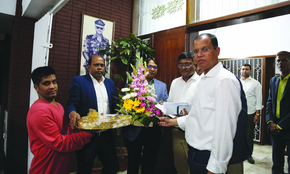 তারেক রহমানকে মিষ্টি পাঠিয়েছেন মমতা বন্দ্যোপাধ্যায়