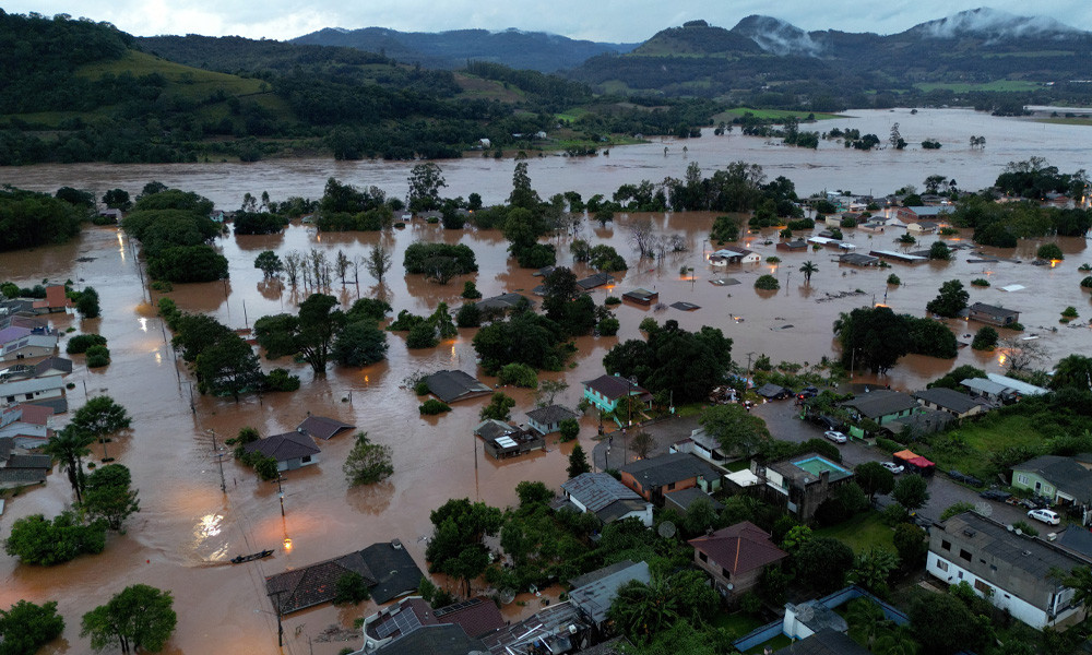 ব্রাজিলে ভারি বৃষ্টিতে নিহত অন্তত ১৪