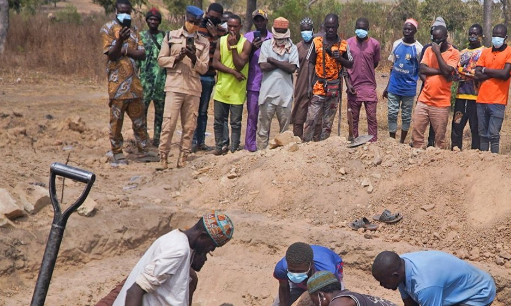 নাইজেরিয়ায় ডাকাতের হামলায় নিহত ৩০