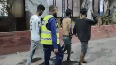 নারায়ণগঞ্জে পুলিশের ছিনতাই হওয়া পিস্তল ২৪ ঘণ্টার মধ্যেই উদ্ধার, আটক ৩