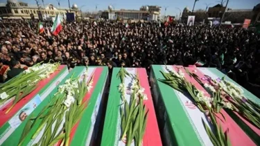 তেহরানে লারিজানির জানাজায় জনতার ঢল