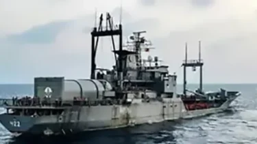 ইরানের যুদ্ধজাহাজকে নোঙরের অনুমতি দিল ভারত