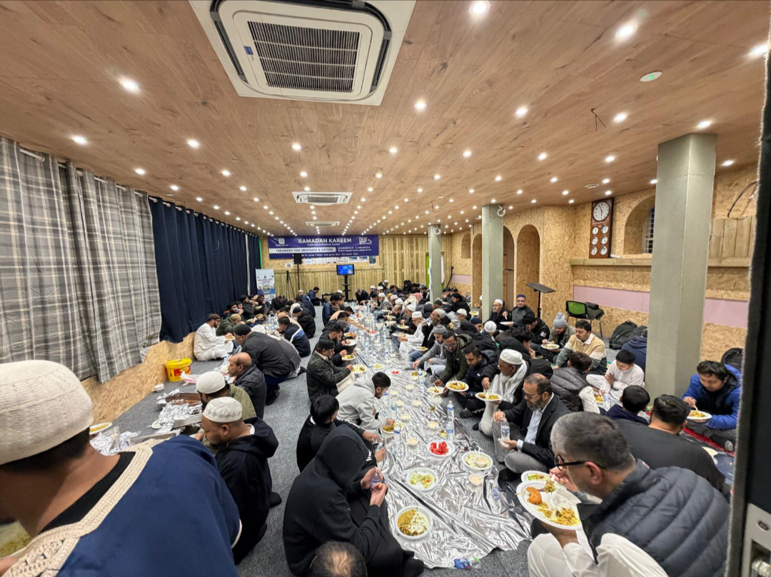 দারুল খিদমাহ সেন্টারের নতুন নির্মিত মসজিদে ইফতার মাহফিল অনুষ্ঠিত