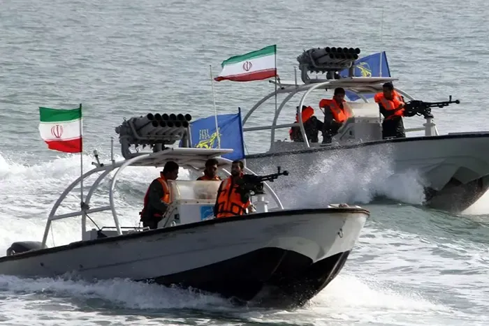 হরমুজ প্রণালিতে ট্যাংকারে গুলি: ইউকেএমটিও