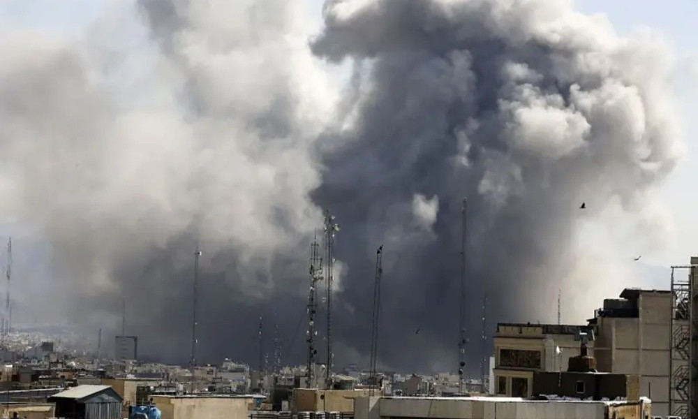 মার্কিন-ইসরায়েলি হামলায় ইরানে ২ হাজারেরও অধিক শিশু আহত