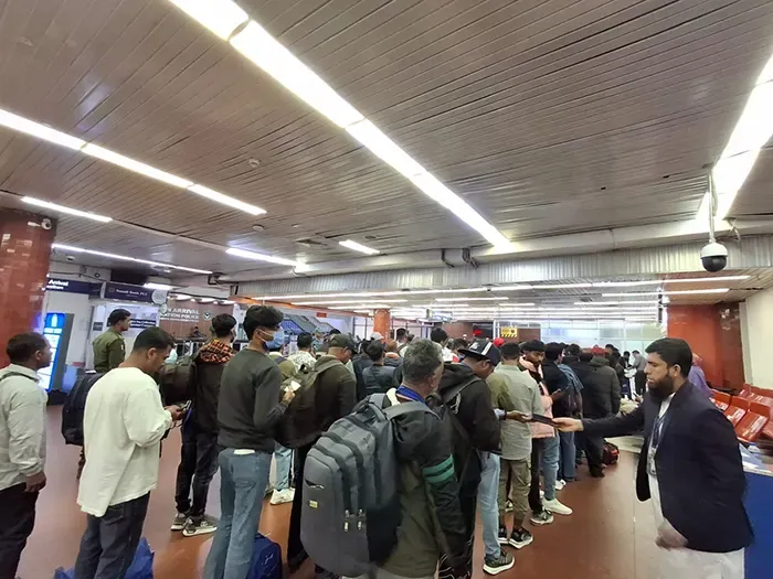 লিবিয়া থেকে দেশে ফিরলেন আরও ১৭৪ বাংলাদেশি